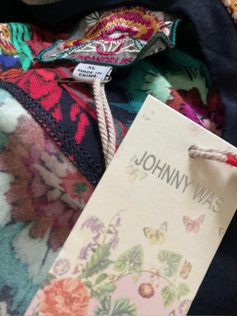NWT Johnny Was V Neck Top - Picture 4 of 6